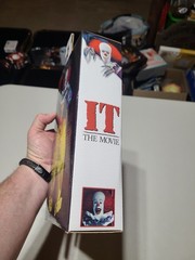 PENNYWISE IT (1990 Movie) 8″ inch Clothed Action Figure NECA NEW 2021