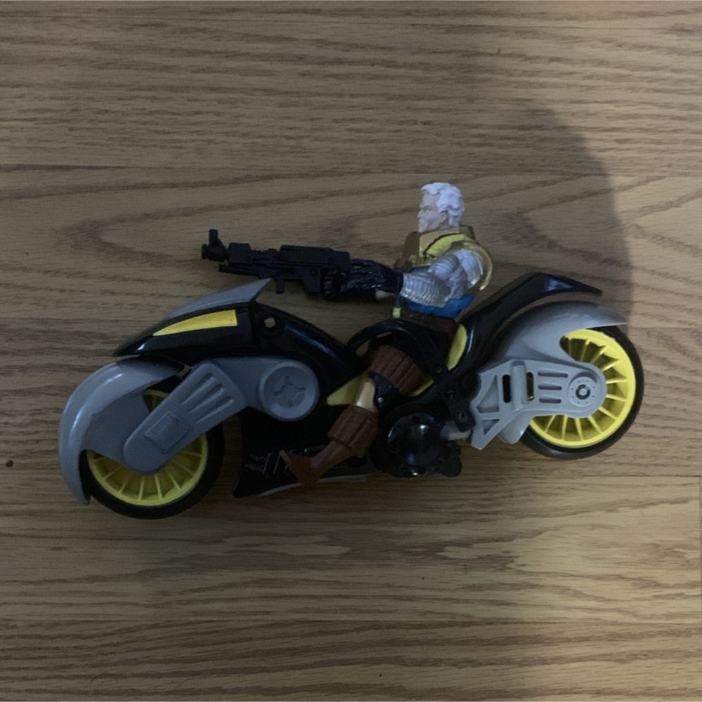 Action Figure w/ Motorbike Black & Yellow Plastic w/ Gray Brown White Accents A2