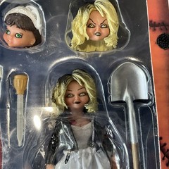 NECA Chucky and Tiffany 7 inch Action Figure 2 Pack Bride Of Chucky