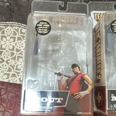 NECA Team Fortress 2 Scout & Medic Boxes Set Video Games 17+