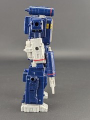 Transformers Legacy United Soundwave ONLY Hasbro WFC Earthrise Voyager