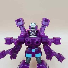 INVADING INSECT V WORLD (Vintage LH Toys) Rainbow MOTH Knock-off Transformers KO