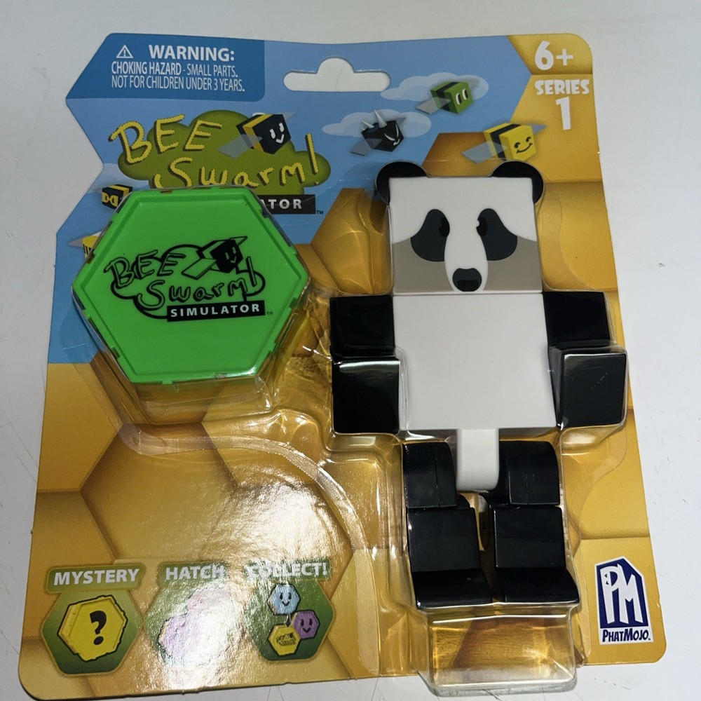 Panda Bear Action Figure Pack w/Mystery Bee & Honeycomb Case 5” Articulated NEW