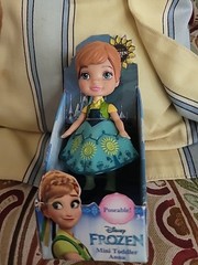 Mini Toddler Frozen Fever Anna Disney Jakks Pacific 3.5″ 2017 Figure Doll 4+