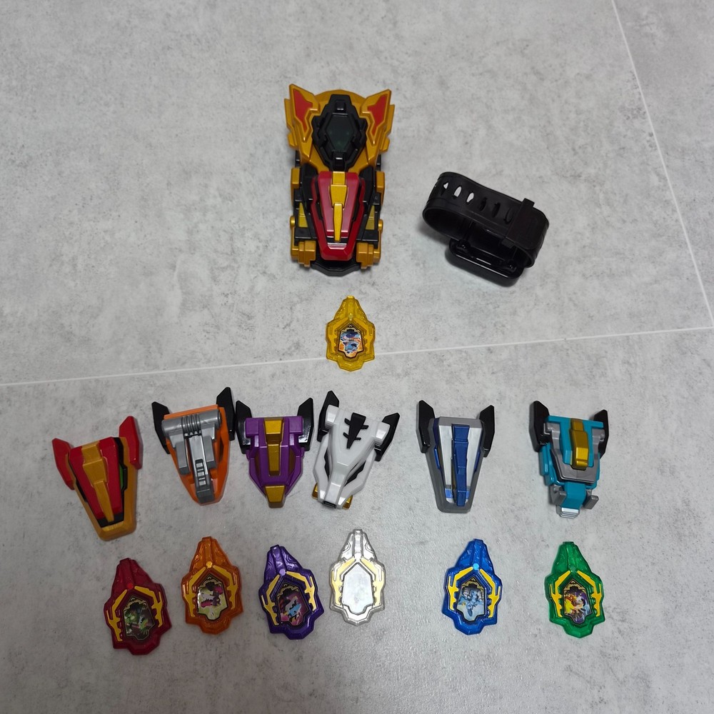 Dino Core Season 3 Ultimate Tuner Wrist +Head Core Galaxy Stone USED ITEM