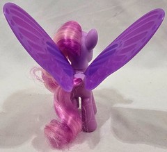 My Little Pony GLIMMER WINGS DAISY DREAMS Figure brushable 3″ G4 pony wedding