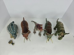 Lot Of 5 Jurassic World Dinosaurs Fallen Kingdom Triceratops CERATOSAURUS