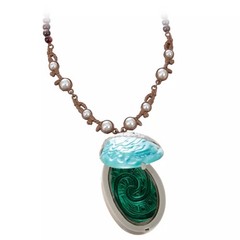 jBrand New Disney Store Moana Singing Necklace Shell