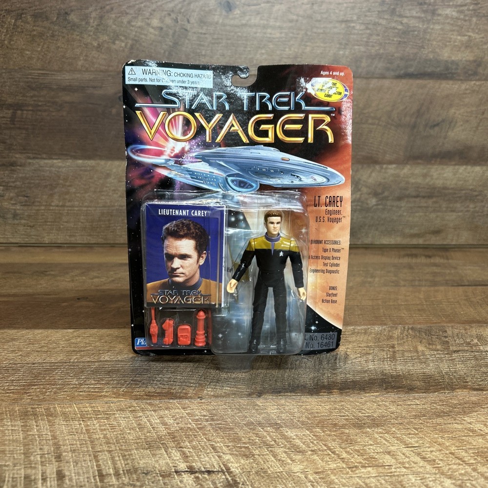Star Trek Voyager Lieutenant Carey Action Figure 1996 Playmates New Sealed