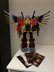 Weijiang Sky Soarer Titan/MP Scale Predaking