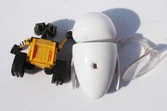 Wall-E Robot Wall E & EVE PVC Action Figure Collection Model Toys Free Shipping