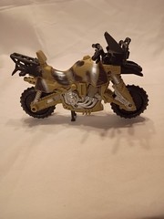 GI JOE 3.75 Inch “Off-road Scout Pack” Bike & 25th Anniv. Spirit Iron Knife
