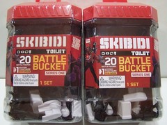 Set Of 2 Skibidi Toilet Battle Buckets 20-Figures (Each) Brand New – SEALED