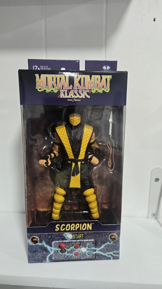 McFarlane Toys- Mortal Kombat Klassic SCORPION Action Figure – Loose Complete