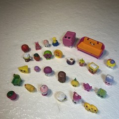Mini Shopkins lot of 30 mini figures mixed series plus accessories