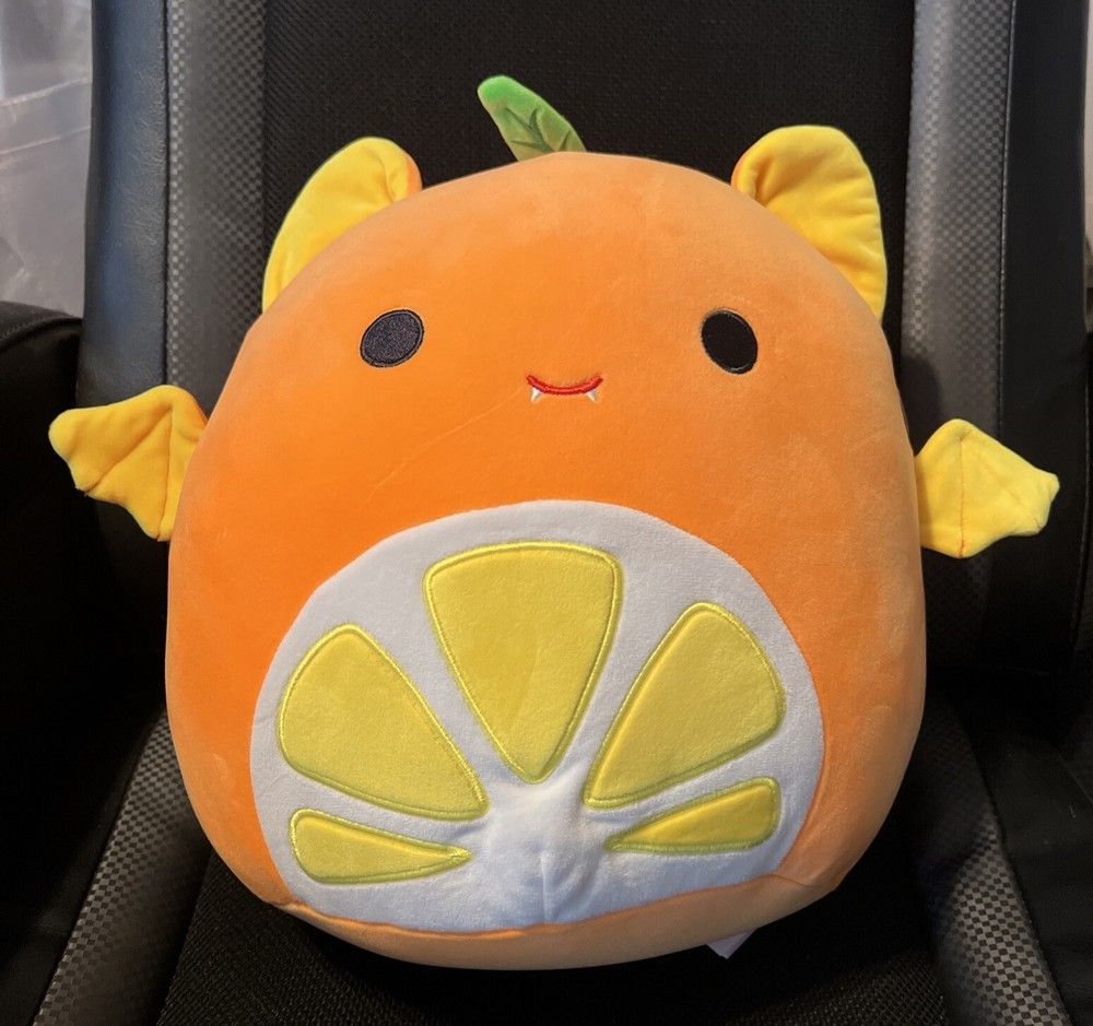 SDCC 2023 Squishmallows UCC Barnet Orange Con San Diego