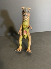 RARE Vintage Kenner 1997 Lost World Jurassic Park Bonebreaker Carnotaurus JP26