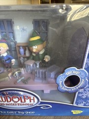 The Elves’ Toy Shop Talking Playset Rudolph Red Nosed Reindeer Vintage 2007 READ