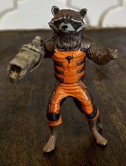 Marvel Legends Rocket Raccoon action figure W/ Blaster Rifle Hasbro 2014 3.5 In