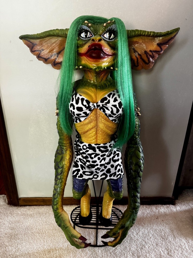 AUTHENTIC NECA Gremlins 2 Greta Gremlin Prop Replica