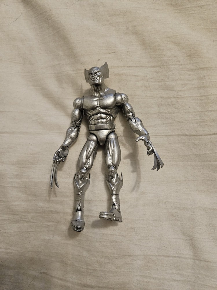 Marvel Legends 25th Anniversary Silver Wolverine Action Figure ( Toys ‘R’ Us Ex)