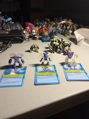 GORMITI Atomic Series Earth Tribe and Air Tribe W/ Rare & Regular Atomic Noctis