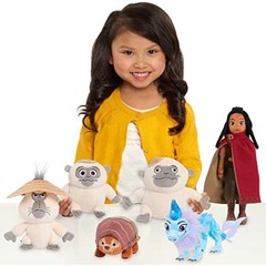 Disney’s Raya and the Last Dragon 10.5-Inch Small Raya Plush with Removable Cape