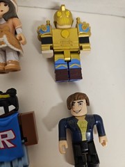 Roblox Toys Action Figures Lot Of 16+ Some Accessories