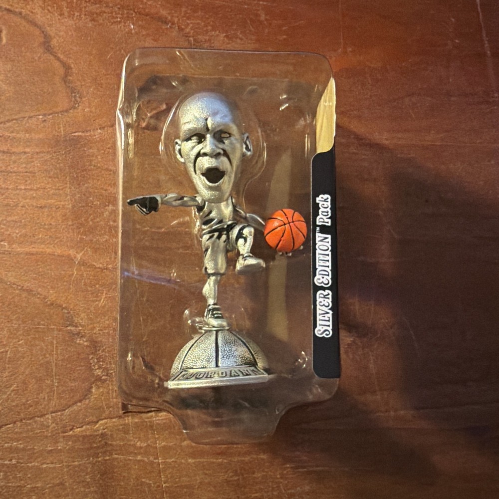 1999 MICHAEL JORDAN Mattel Maximum Air Silver Figurine #23 Upper Deck Bulls NBA