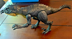 Jurassic World Camp Cretaceous SCORPIOS REX Dino Escape Slash ‘N Battle Dinosaur