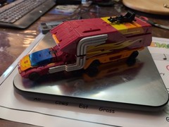 Rodimus Prime (Commander class — Kingdom, 2021) Great Condition