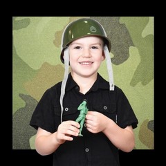US Toy Company 7958 Large Soldiers,(1 Dozen)