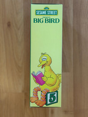 NECA Sesame Street Presents 11″ Big Bird Ultimate Action FIgure Feature Letter B