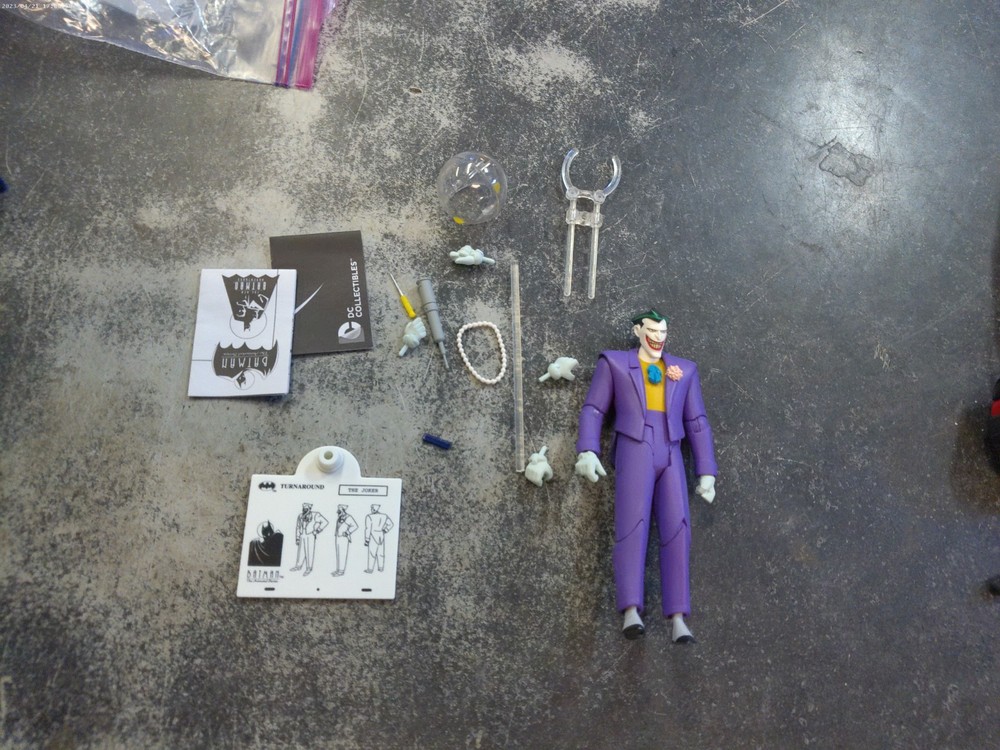 THE JOKER #05 DC COLLECTIBLES BATMAN THE ANIMATED SERIES LOOSE ACTION FIGURE