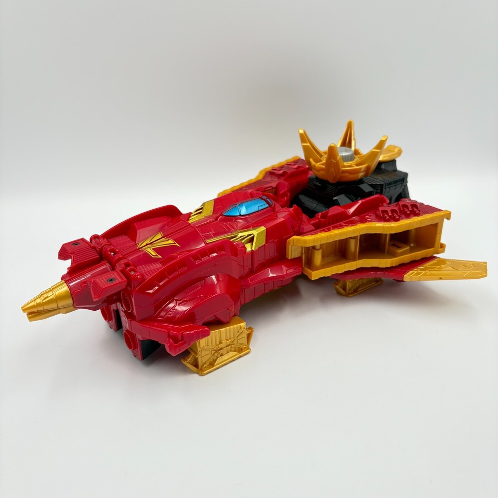 Bandai Power Rangers Lupinranger VS Patoranger DX Jackpot Striker Megazord