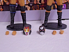RSC Unsanctioned Classic Superstars Demolition Ax & Smash Variant Black Yellow
