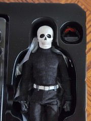 Mezco Toyz One:12 Collective MDX Exclusive White Skull Agent (Original ver.)