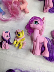 My Little Pony Figures Mix Lot of 17 Brushable Molded Various Sizes MLP