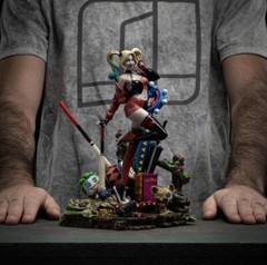 Harley Quinn Gotham City Sirens Deluxe Limited Edition 1:10 Statue **IN-STOCK**
