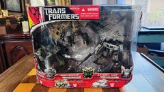 TRANSFORMERS DELUXE MOVIE 3 PACK FIGURE 2007 DECEPTICON BRAWL BONECRUSHER JAZZ
