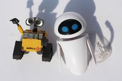 Wall-E Robot Wall E & EVE PVC Action Figure Collection Model Toys Free Shipping