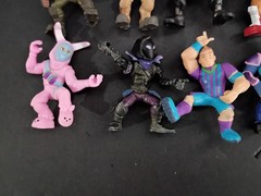 Fortnite Mini Action Figures approx 2 inches tall LOT of 20 mini figures