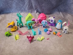 Lot of 15 ANIMAL JAM Figures WildWorks Jazwares And Accessorie+