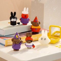 Miffy and Friends Dressing Up Figure Blind Box