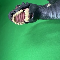Kenner Jurassic Park Demon Carnotaurus JP19; Damaged- See Photos