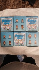 Family Guy Kidrobot Vinyl Figures Freakin Sweet Lot of 6 Sealed Brand New NIB!