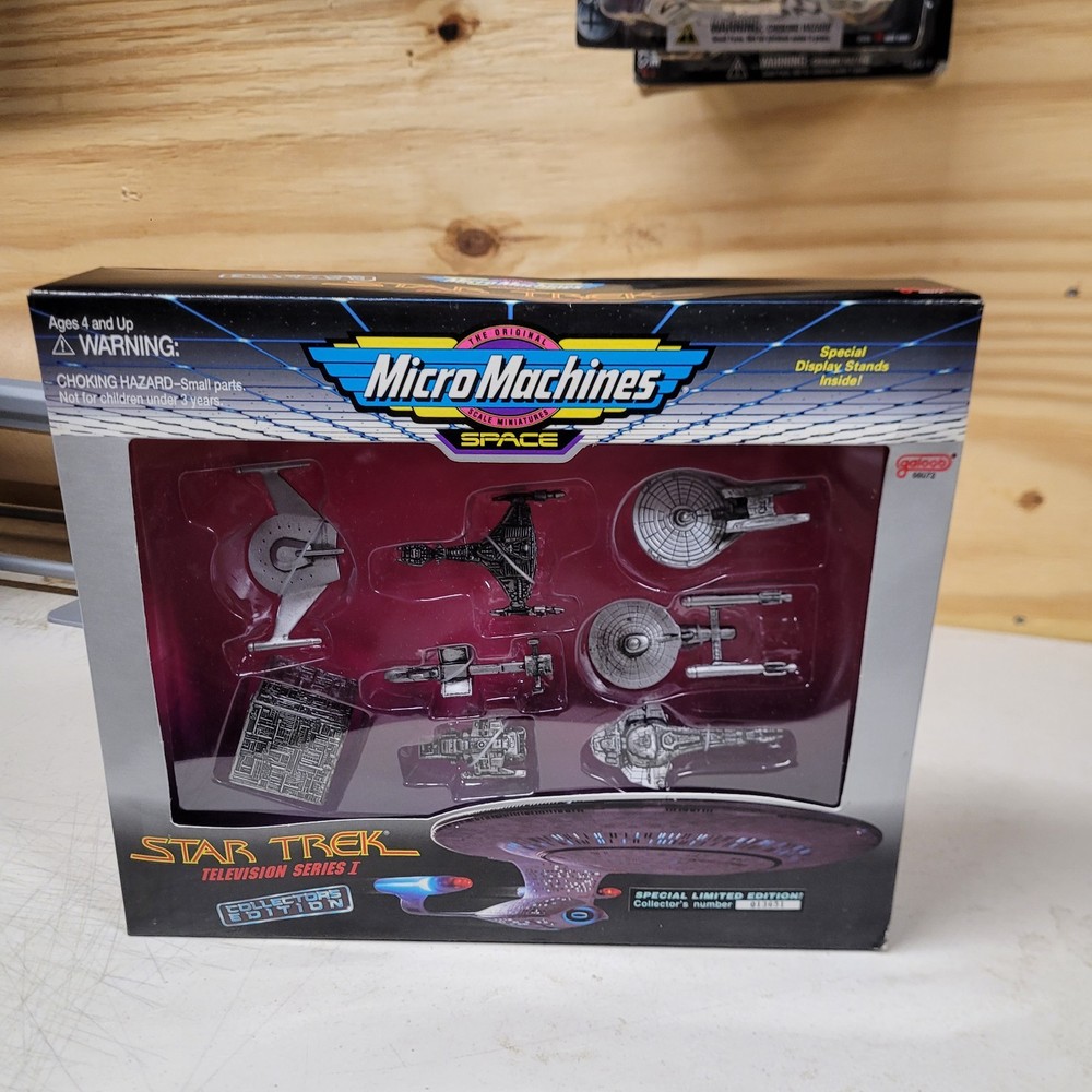 Micro Machines Star Trek Television Series I Limited Edition Vehicle Set #063972