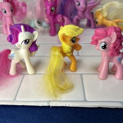 My Little Pony Mixed Lot Of 8 Characters Toys Hasbro Various Colors Sizes Used