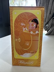 Authentic Pop Mart Mega Space Molly 100% Blooming Series- La Margherita. Sealed