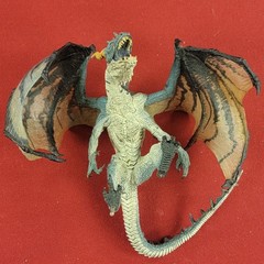 McFarlane’s Dragons Series 1 Komodo Clan Dragon Quest for the Lost King No Base!